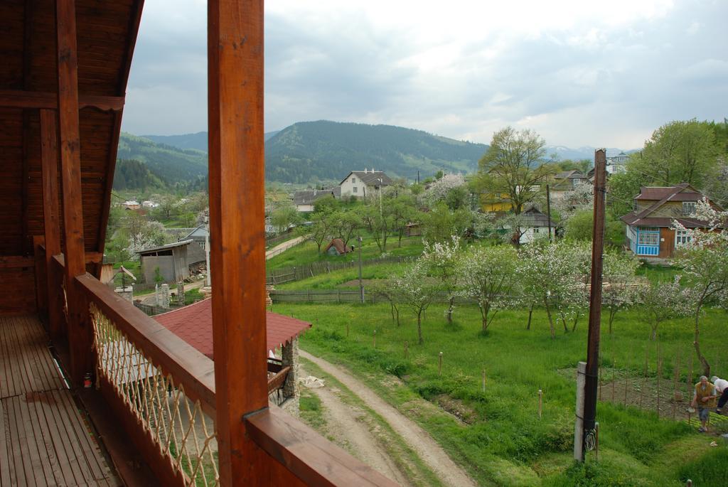 Sadyba Lileya Werchowyna Zimmer foto